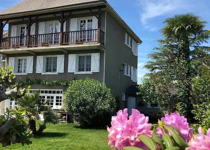 Les Hortensias Nocleg ze śniadaniem 3*