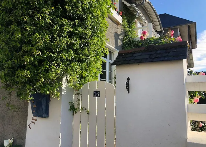 Les Hortensias Nocleg ze śniadaniem